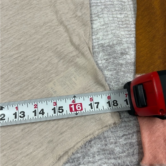 We The Free Women Bell Sleeve Linen Colorblock Top Size S Tan V-neck Beachy Boho - Picture 9 of 13